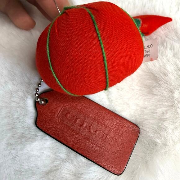 2” COACH Legacy Fob Bag Charm Hang tag Hangtag - Picture 3 of 3